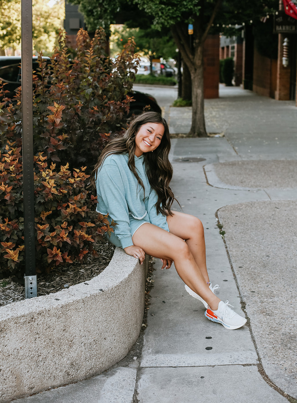 CROPPED HOODIE // SMOKEY BLUE