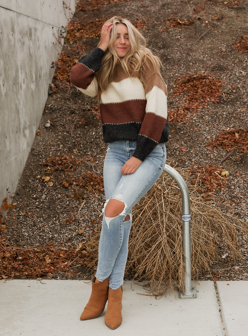 MULTI STRIPE SWEATER // BEIGE