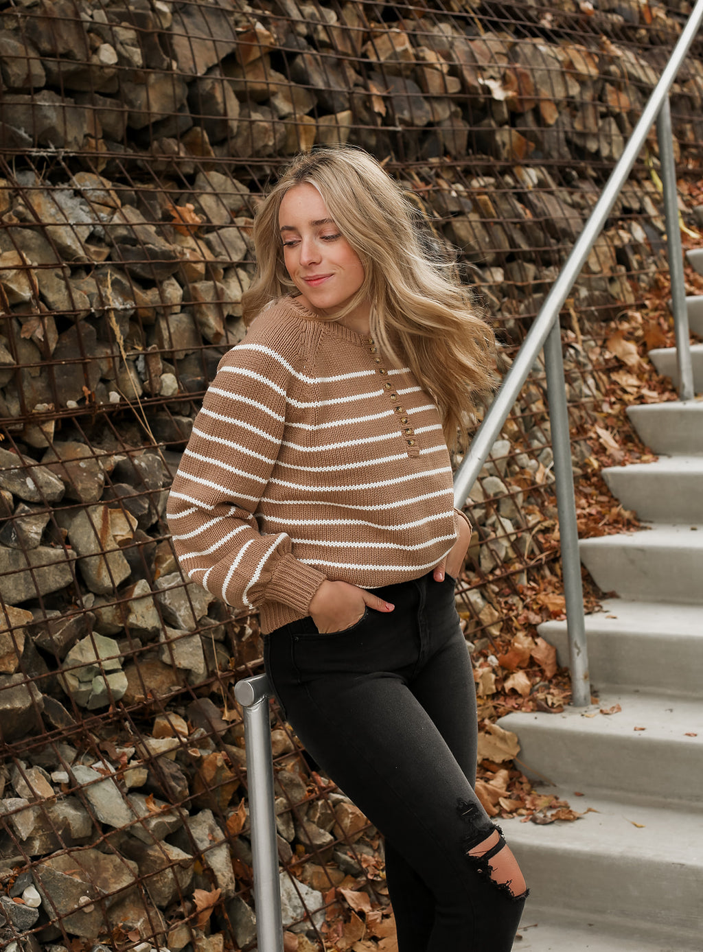 FALLING LEAVES SWEATER // TAN/ CREME