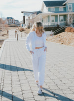 90'S OVERSIZED SWEATPANTS // WHITE