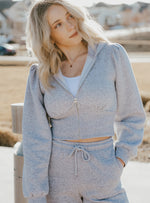 ZIP UP CROP HOODIE // LIGHT HEATHER GREY